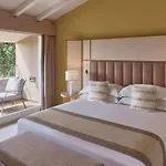 Conrad Laguna Sardinia 5*