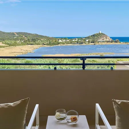 Conrad Laguna Sardinia キア