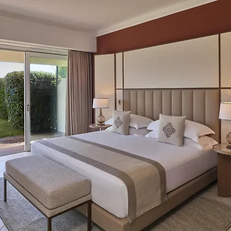 リゾート Conrad Laguna Sardinia 5*