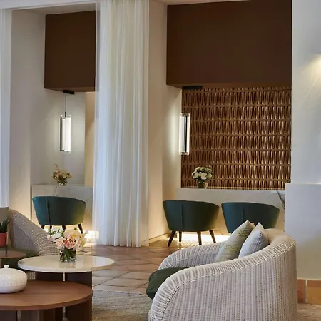 Conrad Laguna Sardinia 5*