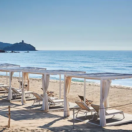 Conrad Laguna Sardinia 5*