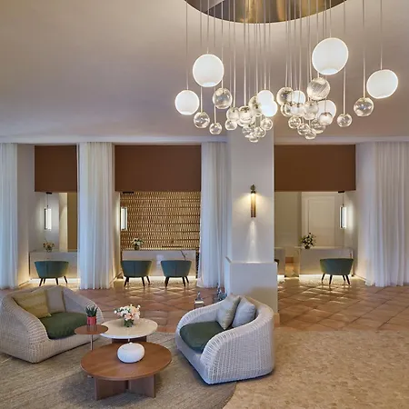 Conrad Laguna Sardinia 5* קיה