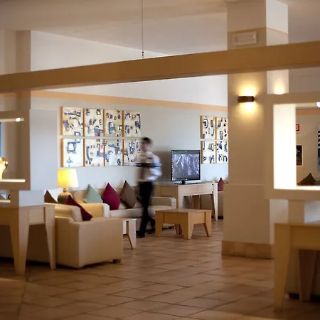 Conrad Laguna Sardinia 度假村