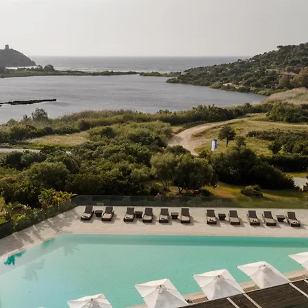 Ośrodek wypoczynkowy Conrad Laguna Sardinia 5*