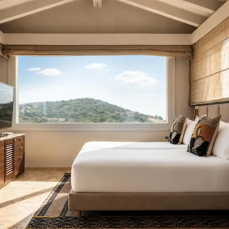 Conrad Laguna Sardinia 5*