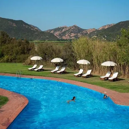 Conrad Laguna Sardinia אתר נופש 5*