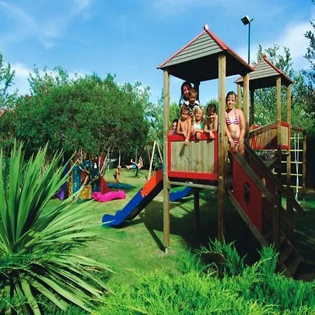 Conrad Laguna Sardinia 5* קיה