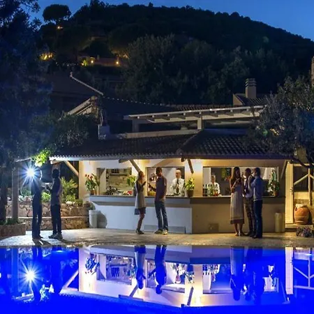 Feriested Conrad Laguna Sardinia